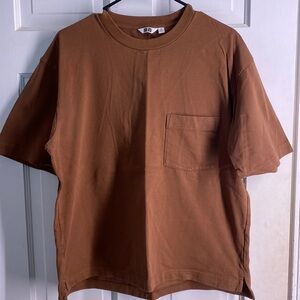 Uniqlo Men’s boxy t-shirt, Size M